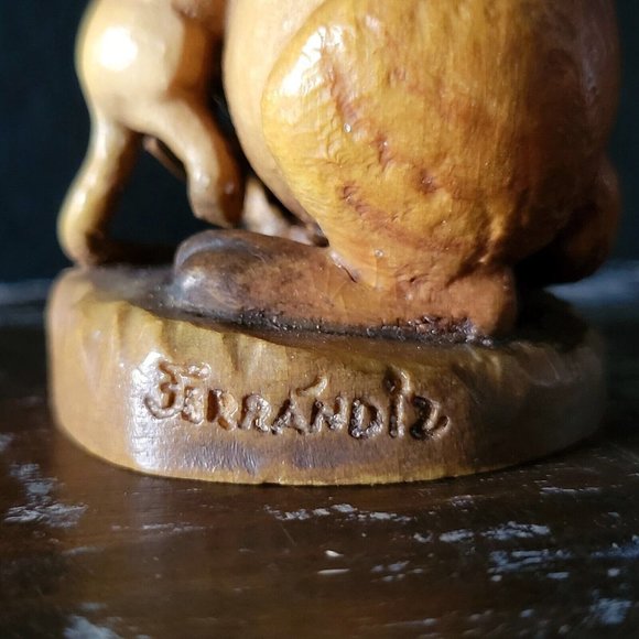 Vintage New Friends ANRI Ferrandiz Wood Carved Figurine - Cat & Mouse Hugging - Picture 4 of 7